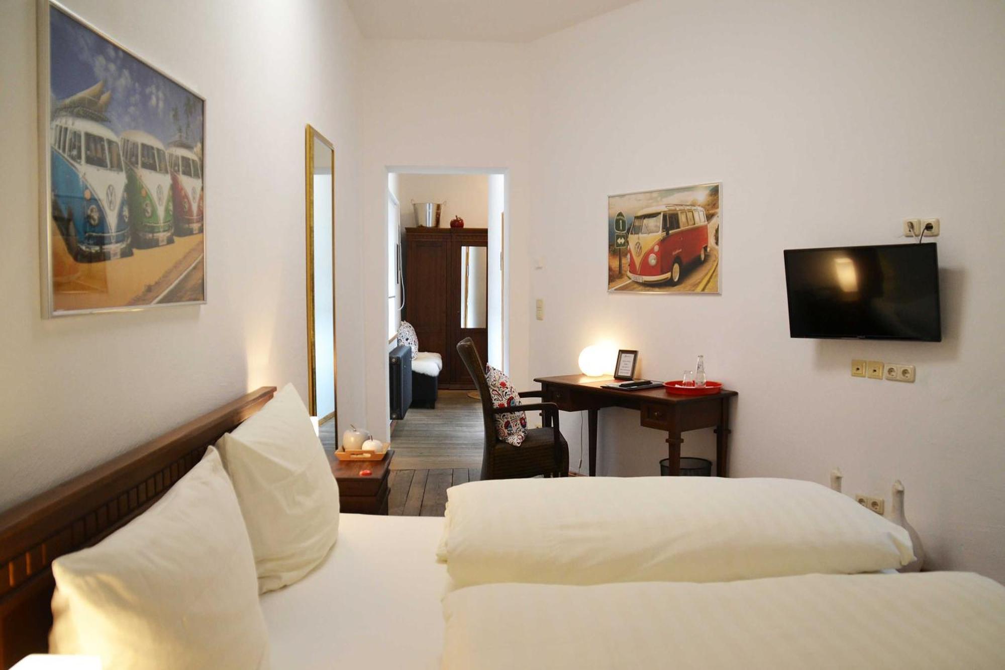 גובן Hermann Hotel Bar מראה חיצוני תמונה